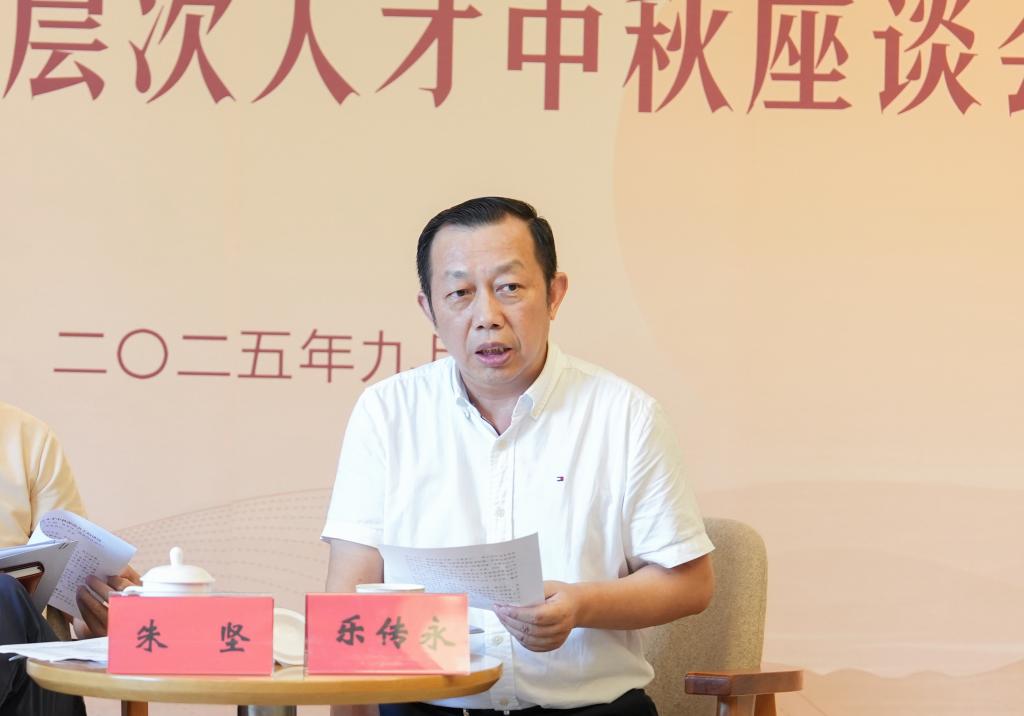 https://xww.tzc.edu.cn/__local/C/08/E8/BDEA828A94D1361991CE7859070_F7401E3E_D226.jpg